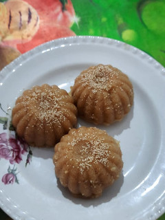 ચૂરમા ના લાડુ (Churma Ladoo Recipe In Gujarati) રેસીપી મુખ્ય ફોટો