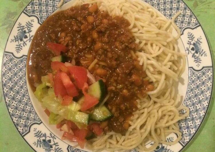 Recipe of Quick Mince and Spaghetti
