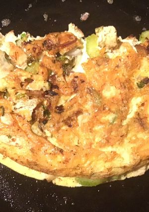 A picture of California Farm Chicken Omelette.