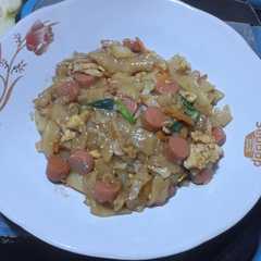 Kwetiau goreng nyemek রেসিপির প্রধান ছবি