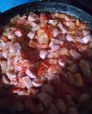 SALCHICHAS GUISADAS CON JITOMATE🍅 YCEBOLLA🧅🇲🇽