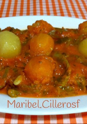 Foto principal de Judías verdes, patatas y zanahorias en salsa de pimientos del piquillo