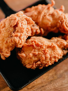 Una foto de Alitas de pollo al estilo KFC