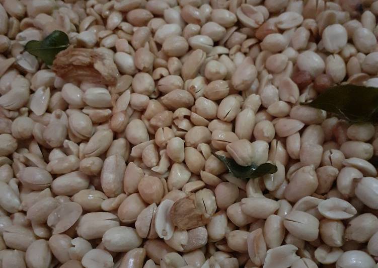 Masakan Unik Kacang Goreng Bawang rasa Mete Nikmat Lezat