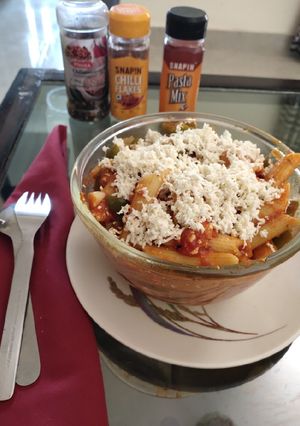 A picture of Penne pasta.