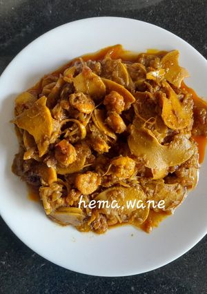 A picture of Bamboo shoots prawns masala.