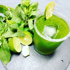 A picture of Mint Lemonade.
