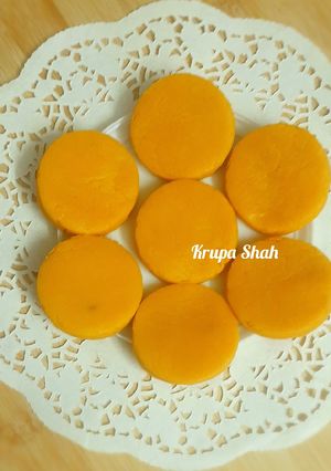 A picture of Mango Malai Peda.