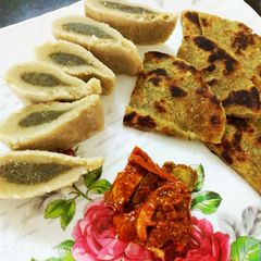 A picture of Brown rice flour PITHA and PARATHA.