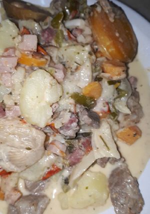 Una foto de Cachetes y carne a la crema