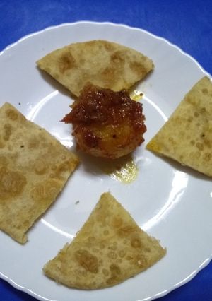 आलू की पूरी (Aloo ki puri recipe in Hindi) रेसिपी मुख्य फोटो