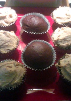 A picture of Reese's Cupcakes.