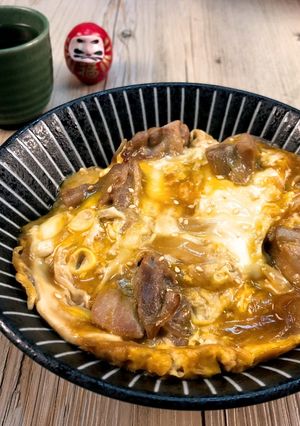 輕鬆製作【道地日式親子丼】 的食譜成品照片
