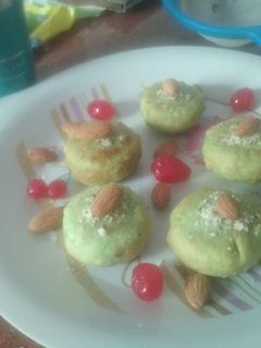 સુરતની ઘારી (Surat Ghari Recipe In Gujarati) રેસીપી મુખ્ય ફોટો