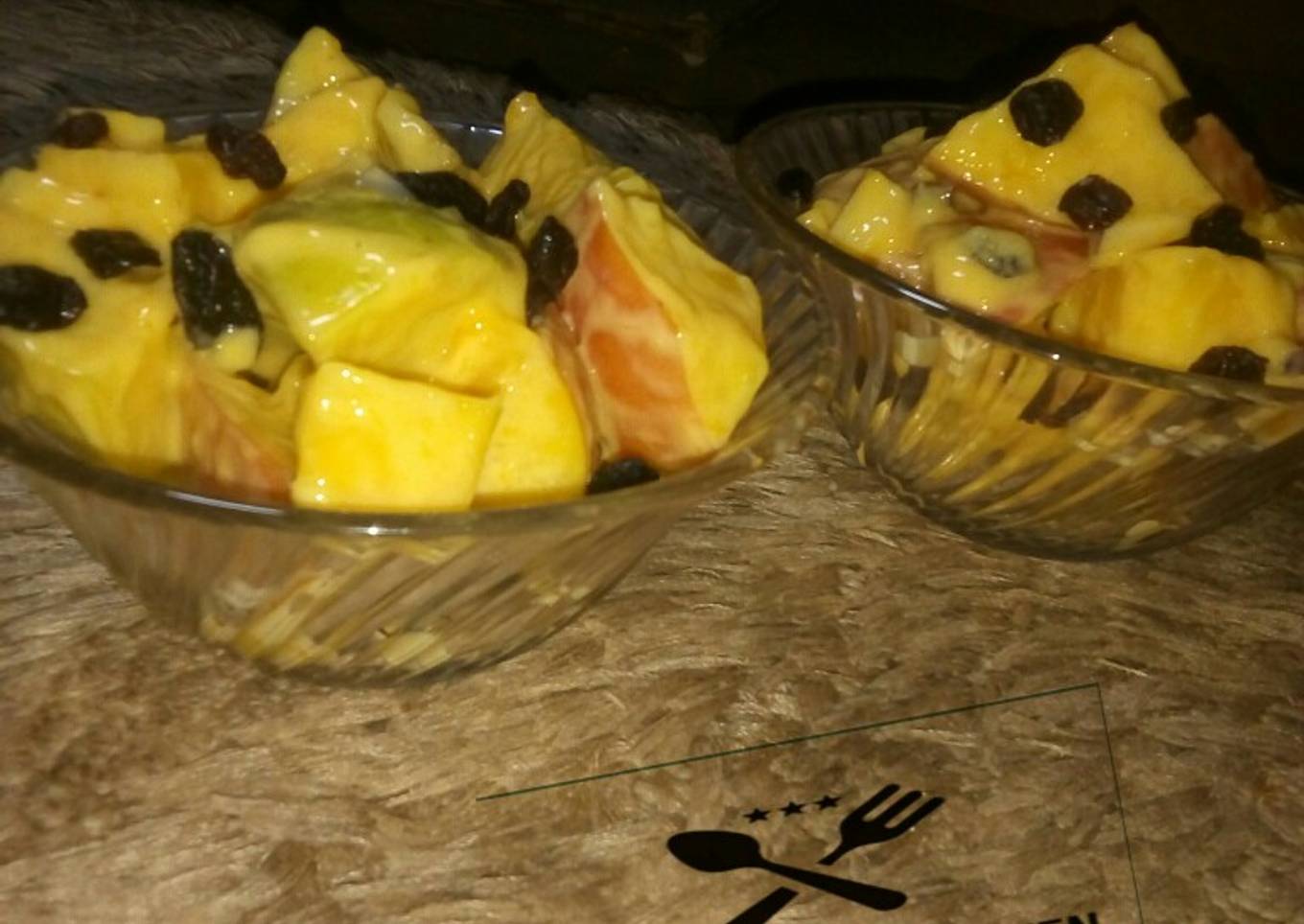 Creamy fruit salad