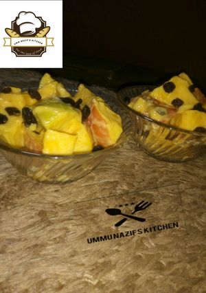 A picture of Creamy fruit salad.