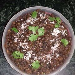 A picture of Fried black (gram) chana.