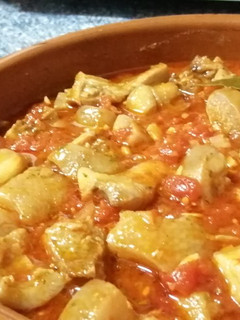 Una foto de Careta en salsa con patatas