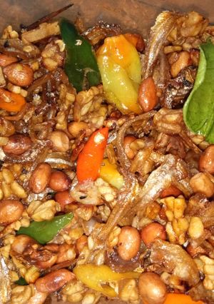 Foto resep Oseng kering tempe teri kacang