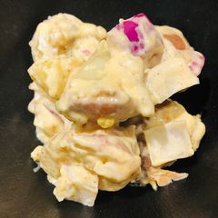 A picture of Red Onion 🧅 Potato 🥔 Salad 🥗.