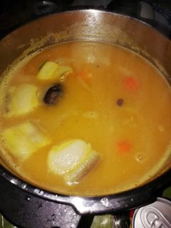 Una foto de Fabada Asturiana a mi modo riquísima
