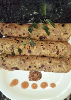 A picture of Onion paratha.