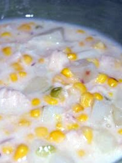 A picture of chicken corn chowder.