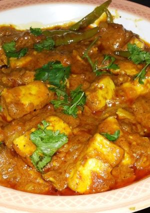 A picture of Paneer Butter Masala.