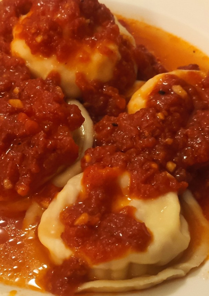 Una foto de Sorrentinos de Jamón y Queso