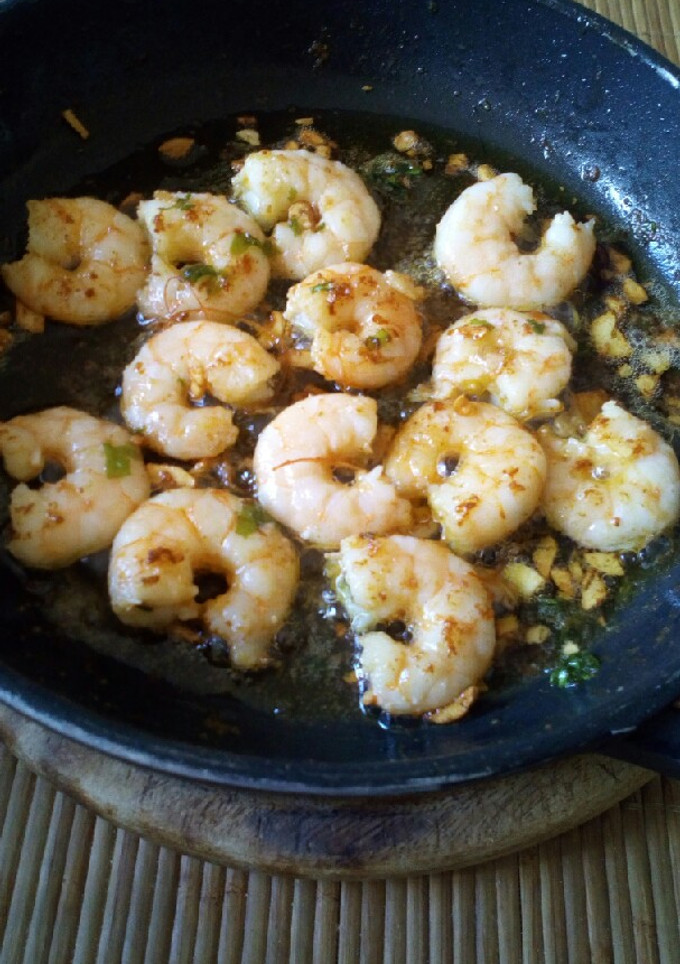 Una foto de Gambas al ajillo