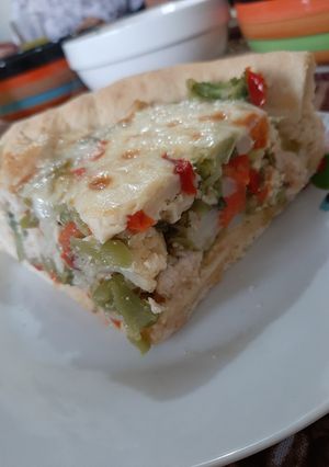 Una foto de Quiche de pollo con verduras fácil y rápido