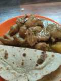 Capati bersama kurma ayam