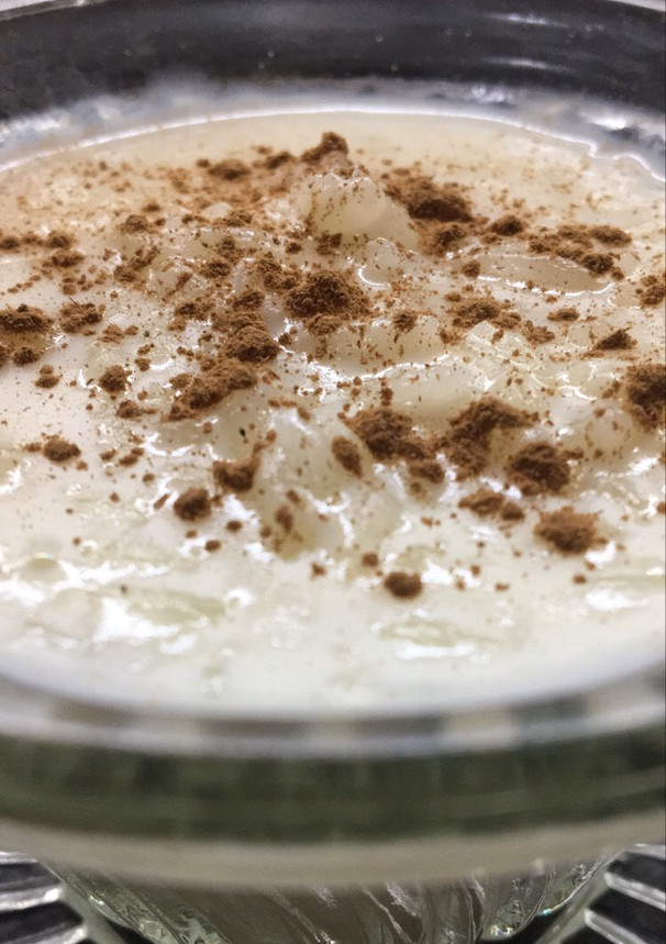 Una foto de Arroz con leche cremoso. Receta tradicional muy fácil y deliciosa!