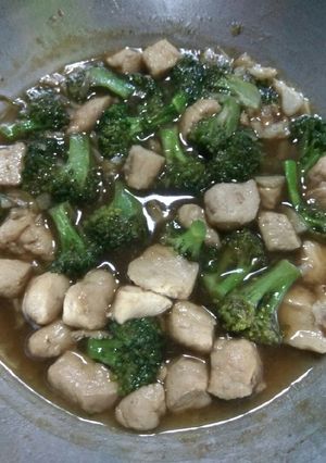 Foto resep Brokoli Ayam Saus Tiram