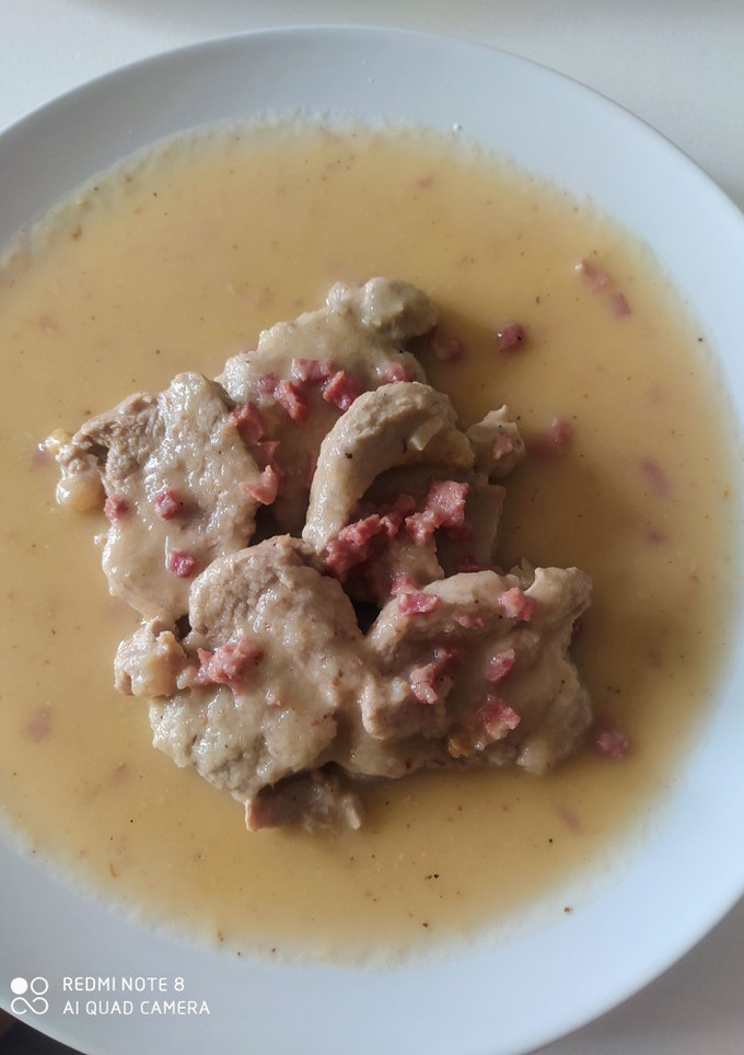 Una foto de Solomillo de cerdo en salsa de vino