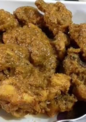 A picture of Chicken Hara Masala.