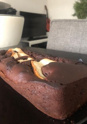 Une photo de Cake poires 🍐 chocolat 🍫 noir