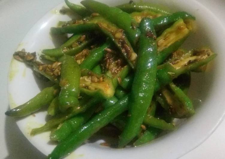 Instant green chilli pickle