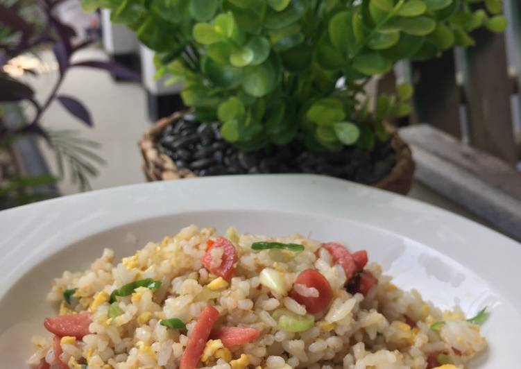 Langkah Mudah Menyiapkan Egg Fried Rice Top Enaknya