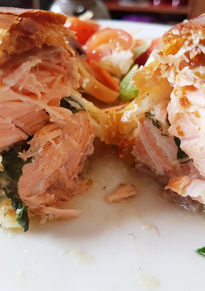 Una foto de Lomos de Salmón Ahumado en Hojaldre