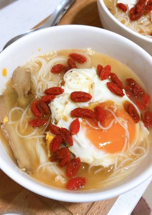 麻油雞蛋麵線 的食譜成品照片