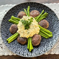 Shiitake Mushrooms and Asparagus Salad A picture of Shiitake Mushrooms and Asparagus Salad.