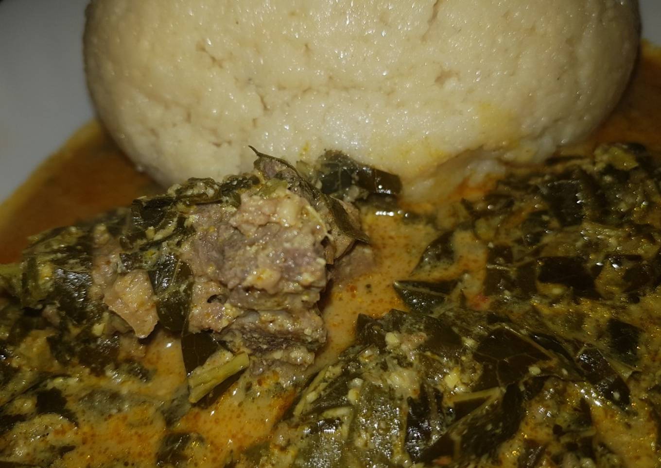 Tuwon couscous and vegetable soup