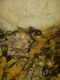 A picture of Tuwon couscous and vegetable soup.