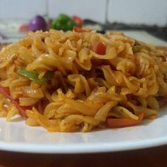 A picture of Veggie pasta mayonnaise.
