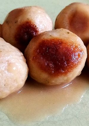 A picture of Ricotta Meatballs in a Skillet.