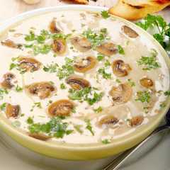 طريقة عمل شوربة الفطر بالكريما لايت-レシピのメイン写真