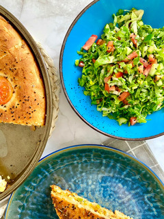 صورة لوصفة سلطة سبانخ بدبس الرمان سهله ولذيذه 🥗