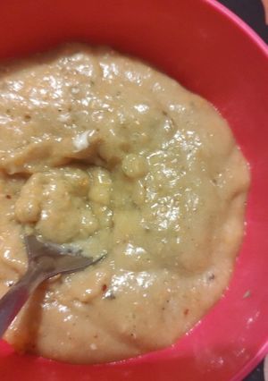 Una foto de Alitas marinadas en guajillo con salsa de ciruela tropical