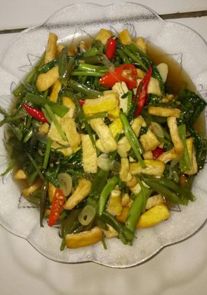 Foto resep Tumis kangkung tahu